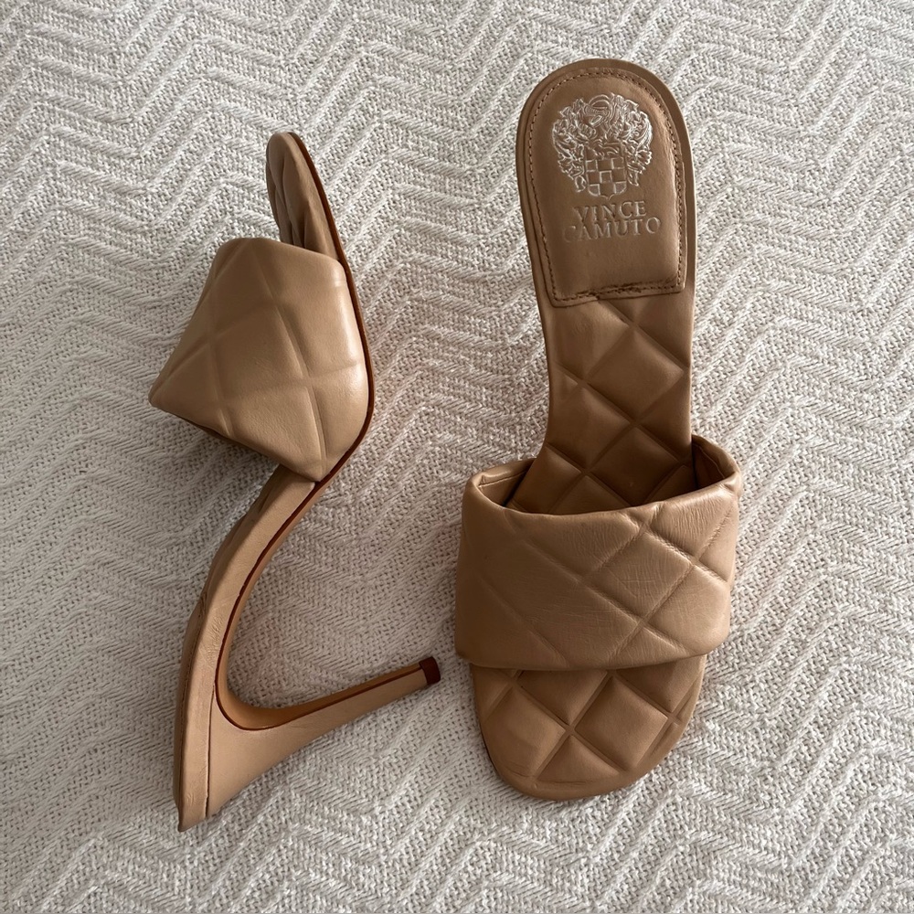 Vince Camuto Brycen Quilted Slide Sandal Stiletto Heels Beige Tan Buff Size 10